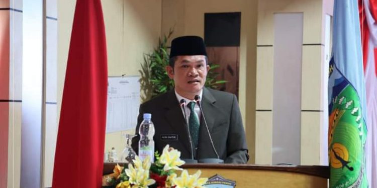 Wawako Antos Hadiri Paripurna Pengucapan Sumpah/Janji Wakil DPRD