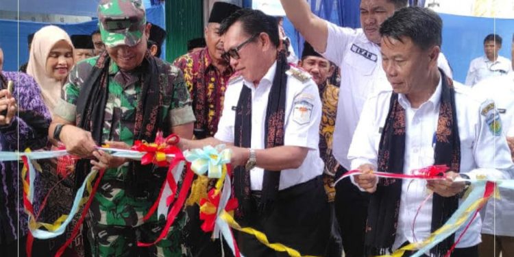 Resmikan Kantor Lurah Sungai Penuh, Wako Ahmadi : Berikan Pelayanan Terbaik Untuk Masyarakat