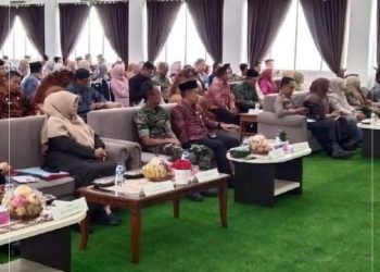 Sekda Alpian Hadiri Pengukuhan 2 Guru Besar IAIN Kerinci