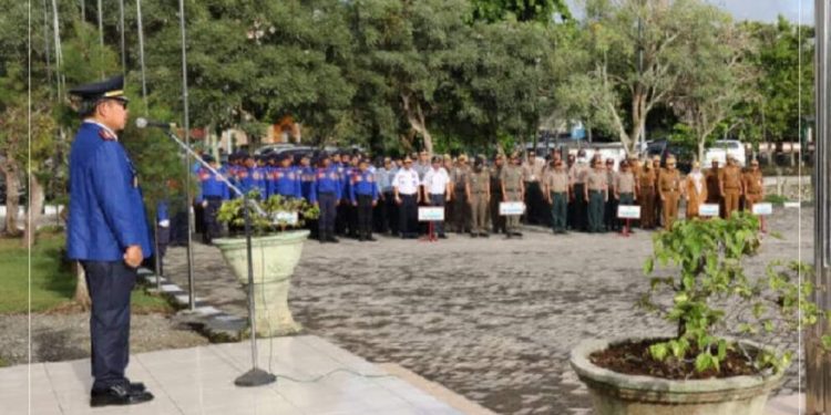 HUT Damkar dan Penyelamatan Ke 105, Wako Ahmadi Bertindak Sebagai Inspektur Upacara